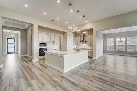 5127 Autumn Hills Trl, Pearland, TX 77584