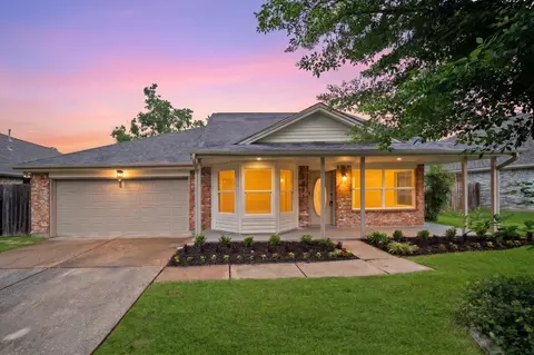 12031 Kleinmeadow Dr, Houston, TX 77066