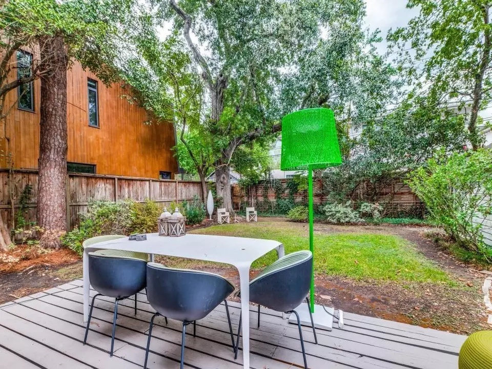 2312 Bartlett St, Houston, TX 77098 Movoto