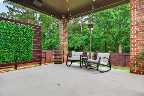Exterior - 7907 Augusta Creek Ct, Spring, TX 77389 photo 5 of 8
