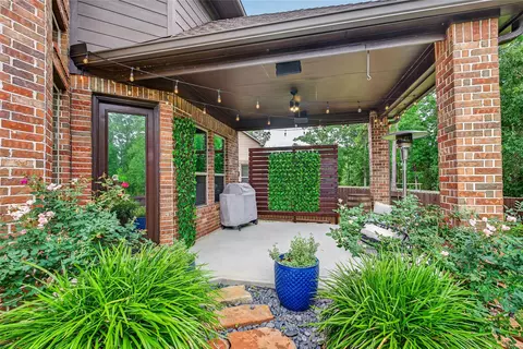 Exterior - 7907 Augusta Creek Ct, Spring, TX 77389 photo 6 of 8