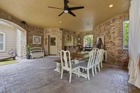 Exterior - 1680 Beech Dr, Conroe, TX 77385 photo 4 of 8