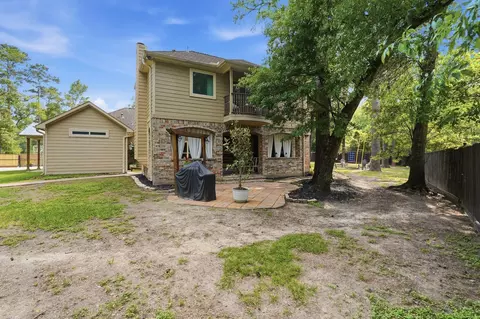 Exterior - 1680 Beech Dr, Conroe, TX 77385 photo 7 of 8