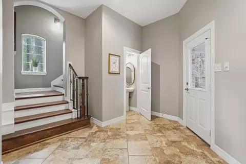 Entry Way - 1680 Beech Dr, Conroe, TX 77385 photo 3 of 7