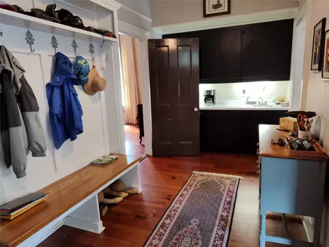 Entry Way - 414 Spring St, Washington, GA 30673 photo 4 of 6