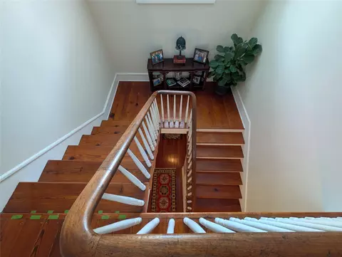Entry Way - 414 Spring St, Washington, GA 30673 photo 3 of 6