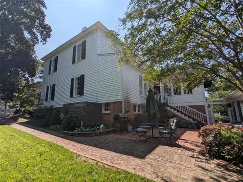 Exterior - 414 Spring St, Washington, GA 30673 photo 6 of 10