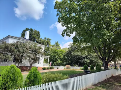 Exterior - 414 Spring St, Washington, GA 30673 photo 8 of 10