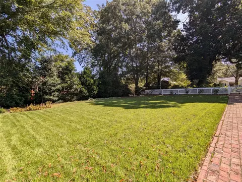 Exterior - 414 Spring St, Washington, GA 30673 photo 5 of 10