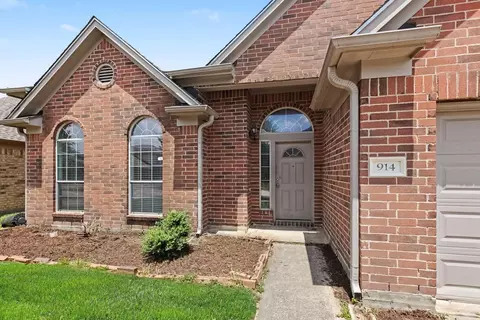 Exterior - 914 Brady Bend Dr, Spring, TX 77373 photo 4 of 4