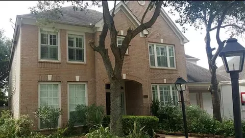 3518 Shadow Bluff Ct, Houston, TX 77082