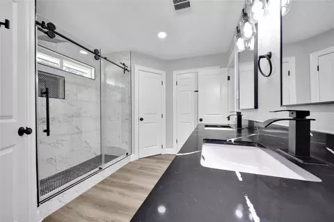 Bath - 4014 Alshire Dr, Spring, TX 77373 photo 2 of 3