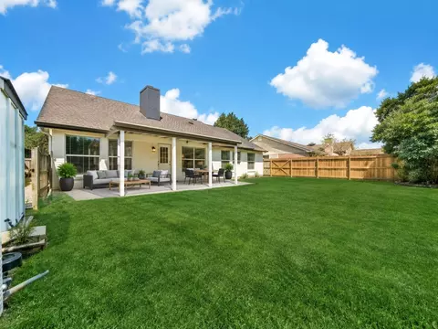 Exterior - 4014 Alshire Dr, Spring, TX 77373 photo 7 of 8