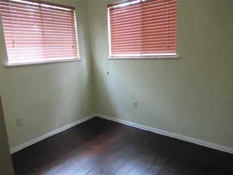 Bedroom - 184 Hickory Dr, Onalaska, TX 77360 photo 3 of 3