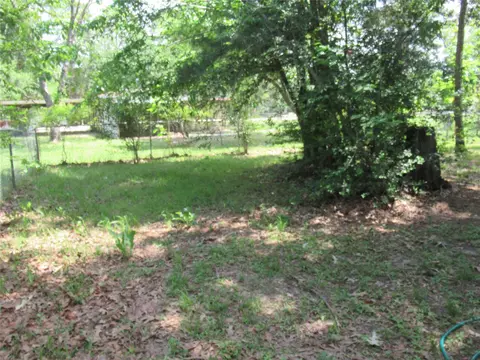 Exterior - 184 Hickory Dr, Onalaska, TX 77360 photo 7 of 15
