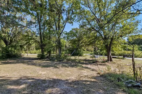 214 E Beaumont Ave, Onalaska, TX 77360 photo 8