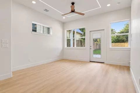 Living - 1521 Armada Dr, Houston, TX 77091 photo 1 of 1