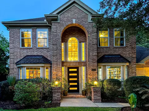 14119 Swallowfield Dr, Houston, TX 77077