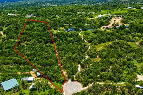 323 Live Oak Hills Ct, San Marcos, TX 78666