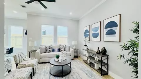 6840 Del Rio St, Houston, TX 77021