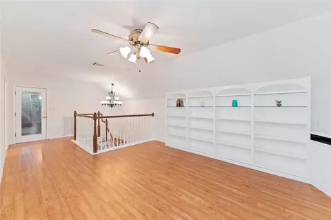 Living - 606 Packer Ct, Webster, TX 77598 photo 1 of 6