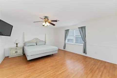 Bedroom - 606 Packer Ct, Webster, TX 77598 photo 4 of 4