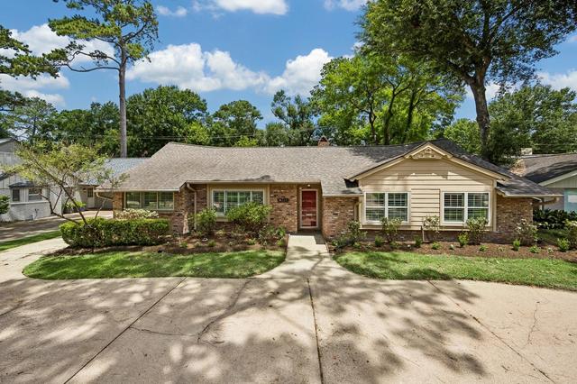 1659 Imperial Crown Dr, Houston, TX 77043