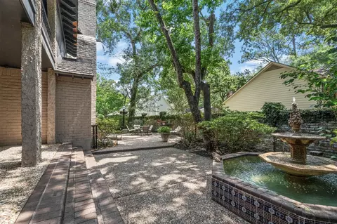 Exterior - 6106 Larkmount Dr, Spring, TX 77389 photo 11 of 11