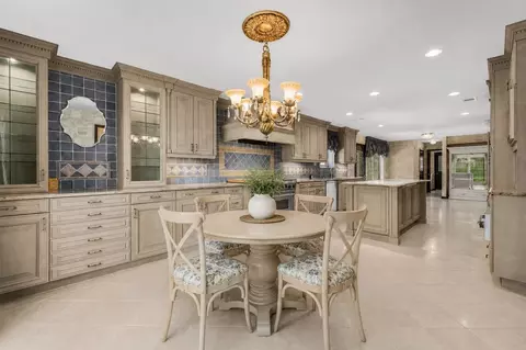 Kitchen - 6106 Larkmount Dr, Spring, TX 77389 photo 5 of 7