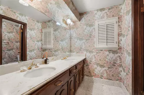 Bath - 6106 Larkmount Dr, Spring, TX 77389 photo 5 of 7