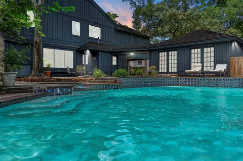 Exterior - 6106 Larkmount Dr, Spring, TX 77389 photo 2 of 11