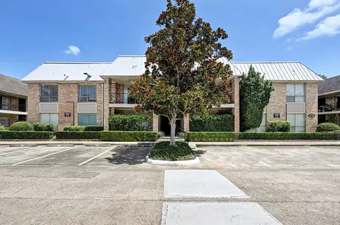 2230 S Piney Point Rd #104, Houston, TX 77063