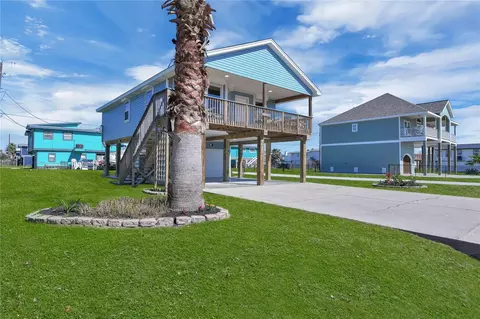 4023 Grayson Dr, Galveston, TX 77554