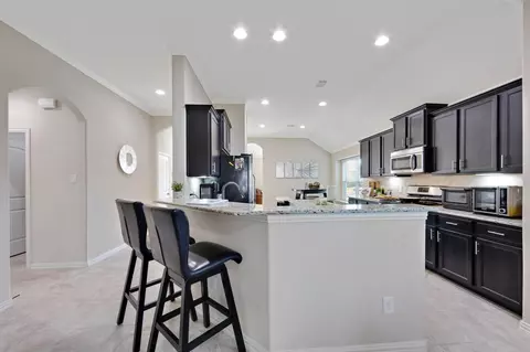 Kitchen - 3864 Oakmist Bend Ln, Spring, TX 77386 photo 4 of 5