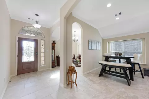 Entry Way - 3864 Oakmist Bend Ln, Spring, TX 77386 photo 5 of 7