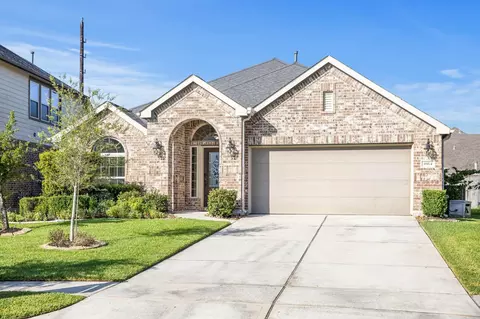 Exterior - 3864 Oakmist Bend Ln, Spring, TX 77386 photo 4 of 7