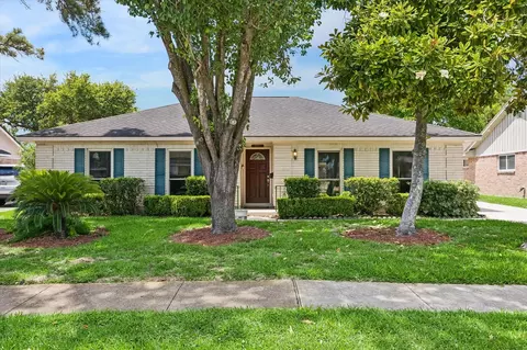 10610 Sagepark Ln, Houston, TX 77089