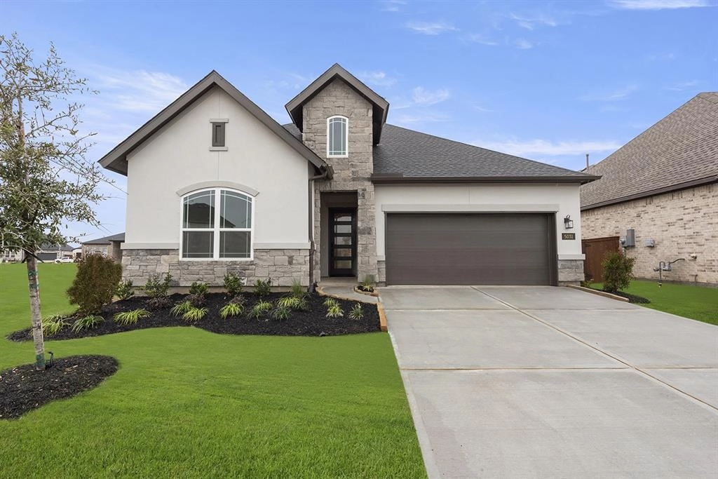 5031 Matadore Ln  