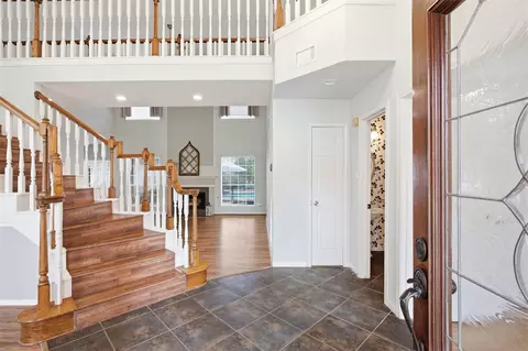 Entry Way - 323 Magic Oaks Ct, Spring, TX 77388 photo 1 of 3