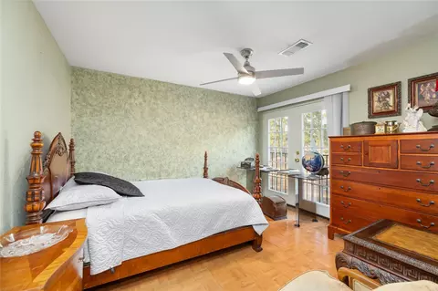 Bedroom - 18118 Shadow Valley Dr, Spring, TX 77379 photo 3 of 4
