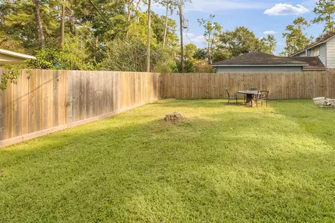 Exterior - 18118 Shadow Valley Dr, Spring, TX 77379 photo 7 of 18