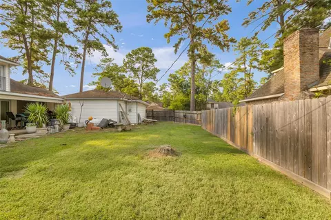Exterior - 18118 Shadow Valley Dr, Spring, TX 77379 photo 8 of 18