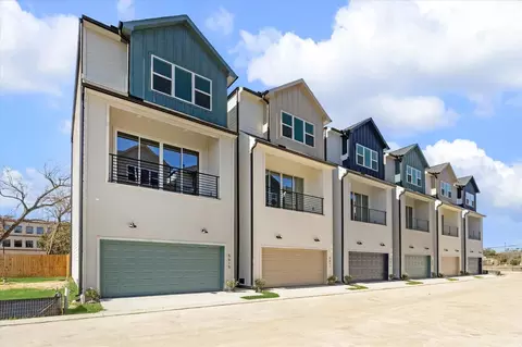 5612 Camino Encantado Dr, Houston, TX 77091