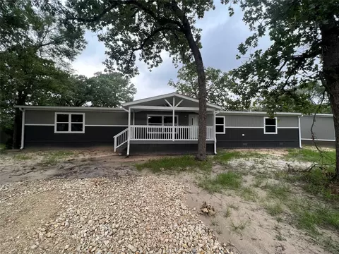 125 Wood Farm Estates Rd, Huntsville, TX 77320