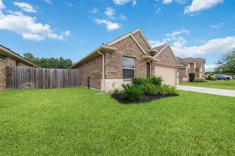 Exterior - 4830 Creekside Haven Trl, Spring, TX 77389 photo 3 of 4