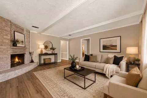 1519 Hitherfield Dr, Sugar Land, TX 77498