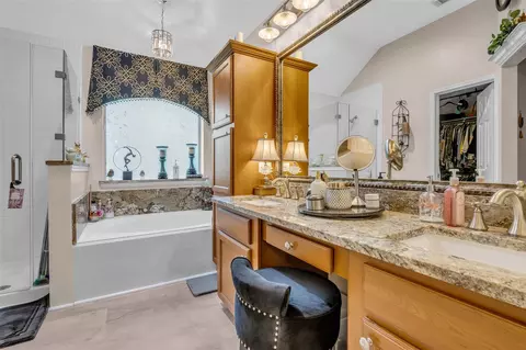 Bath - 2618 Spring Bend Dr, Spring, TX 77386 photo 1 of 3