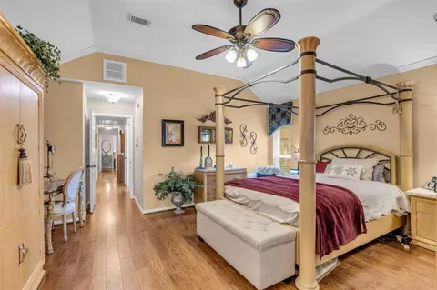 Entry Way - 2618 Spring Bend Dr, Spring, TX 77386 photo 2 of 2