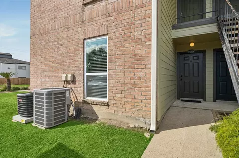Other - 18800 Egret Bay Blvd #907, Houston, TX 77058 photo 4 of 4