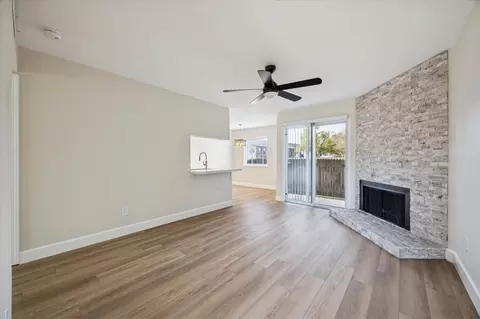 Living - 18800 Egret Bay Blvd #907, Houston, TX 77058 photo 2 of 8